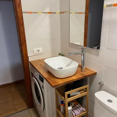 Cristianos, Walking To Beach, High Speed Wifi Апартаменты Лос Кристианос